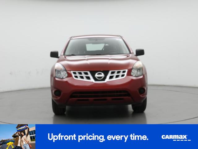 Photo of 2014 Red Nissan Rogue Select