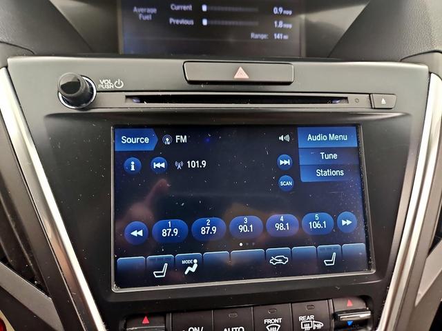 Photo of 2018 White Acura MDX
