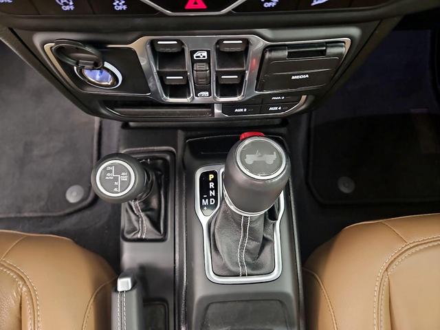 Photo of 2020 White Jeep Wrangler