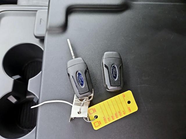 Photo of 2023 White Ford F-150