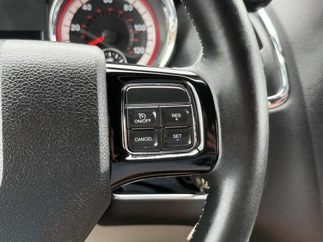 Photo of 2017 Billet Silver Metallic Clearcoat Dodge Grand Caravan