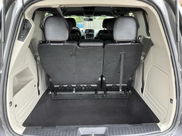 Photo of 2017 Billet Silver Metallic Clearcoat Dodge Grand Caravan