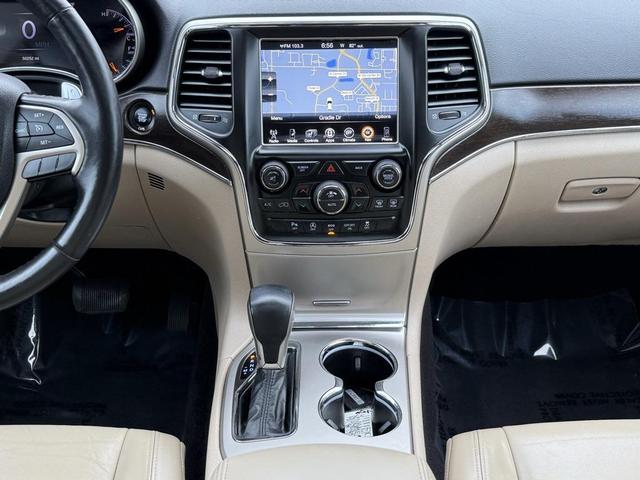 Photo of 2017 Billet Silver Metallic Clearcoat Jeep Grand Cherokee