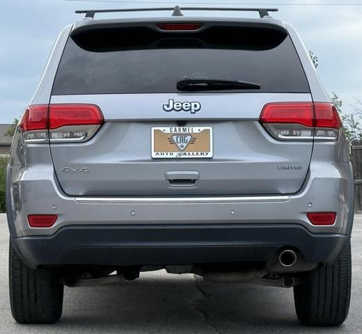 Photo of 2017 Billet Silver Metallic Clearcoat Jeep Grand Cherokee