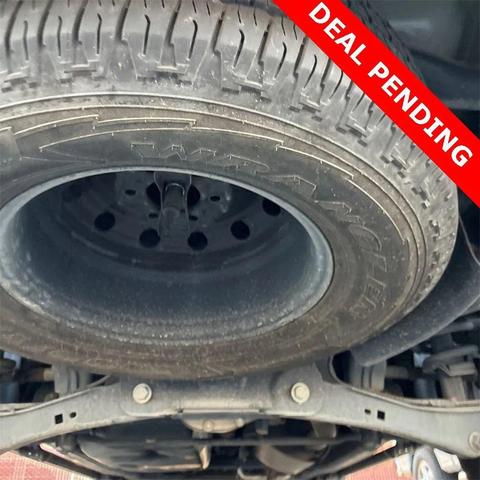 Photo of 2018 White Platinum Metallic Tri-Coat Ford Expedition Max
