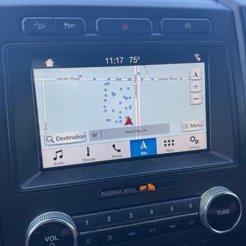 Photo of 2018 Oxford White Ford Expedition
