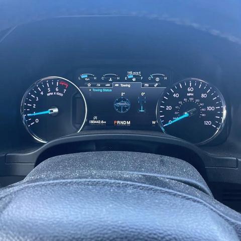Photo of 2018 Oxford White Ford Expedition