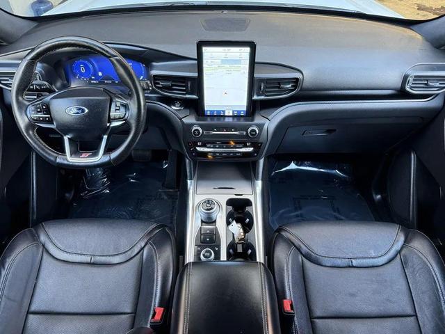 Photo of 2020 Star White Metallic Tri-Coat Ford Explorer