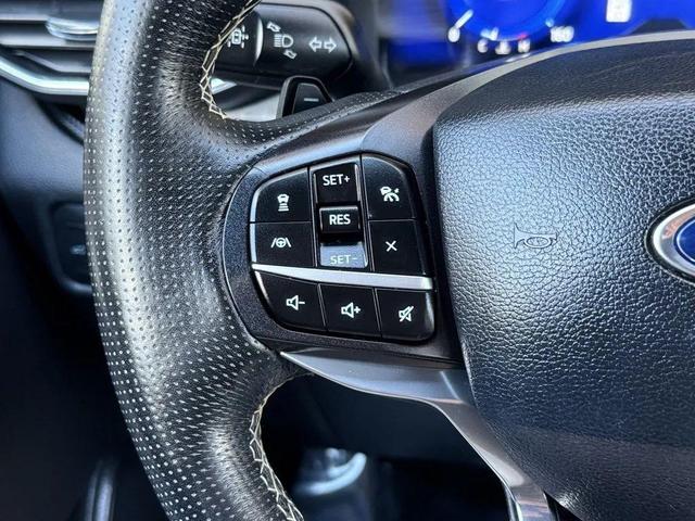 Photo of 2020 Star White Metallic Tri-Coat Ford Explorer