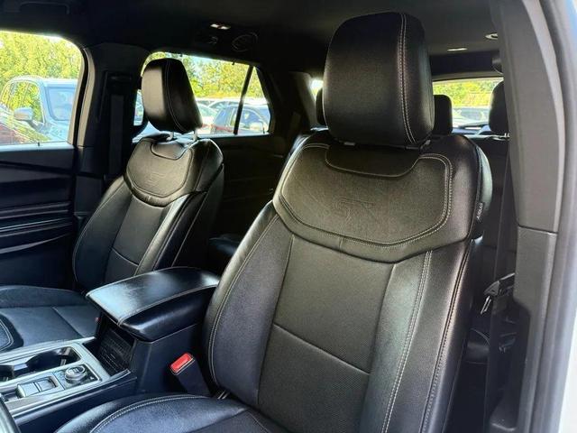 Photo of 2020 Star White Metallic Tri-Coat Ford Explorer