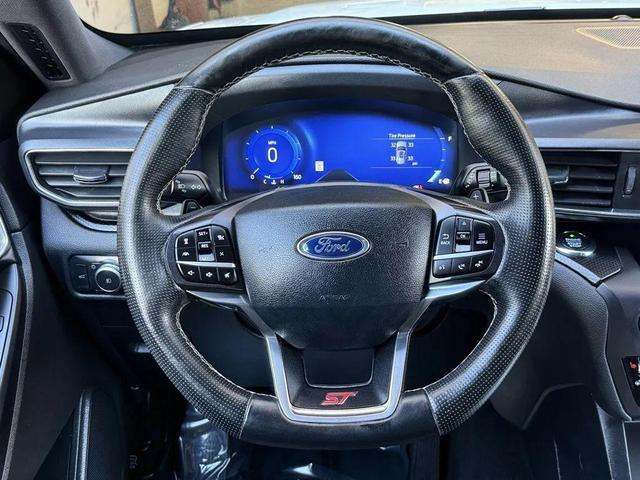 Photo of 2020 Star White Metallic Tri-Coat Ford Explorer