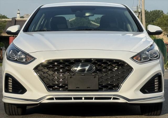 Photo of 2019 Quartz White Pearl Hyundai SONATA