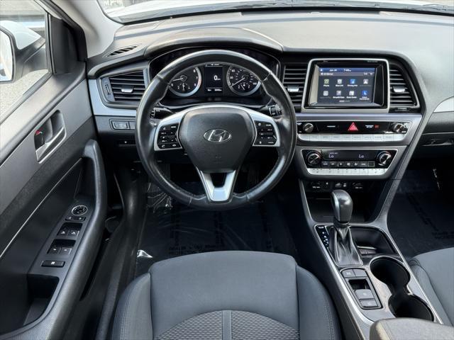 Photo of 2019 Quartz White Pearl Hyundai SONATA