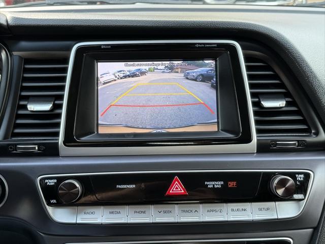 Photo of 2019 Quartz White Pearl Hyundai SONATA