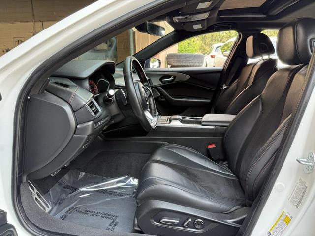 Photo of 2021 Platinum White Pearl Acura TLX