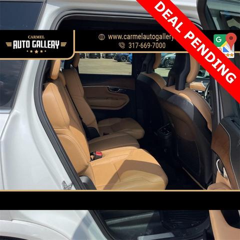 Photo of 2017 Ice White Volvo XC90