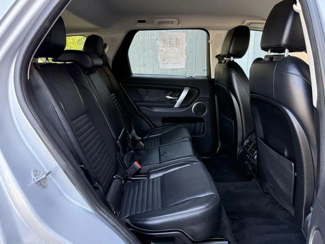Photo of 2020 Indus Silver Metallic Land Rover Discovery Sport