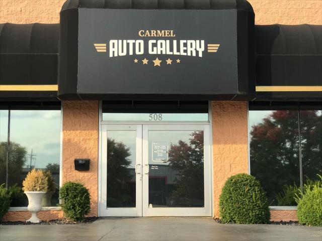 Photo of 2016 Bright White Clearcoat Chrysler 200