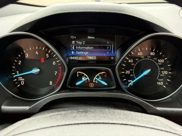 Photo of 2019 Oxford White Ford Escape