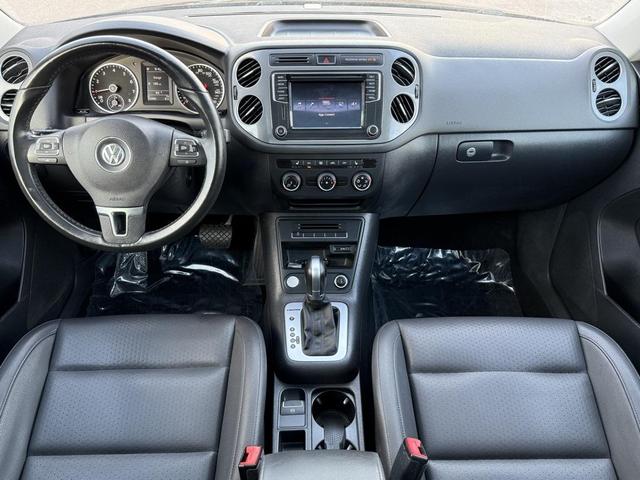 Photo of 2017 Deep Black Volkswagen Tiguan