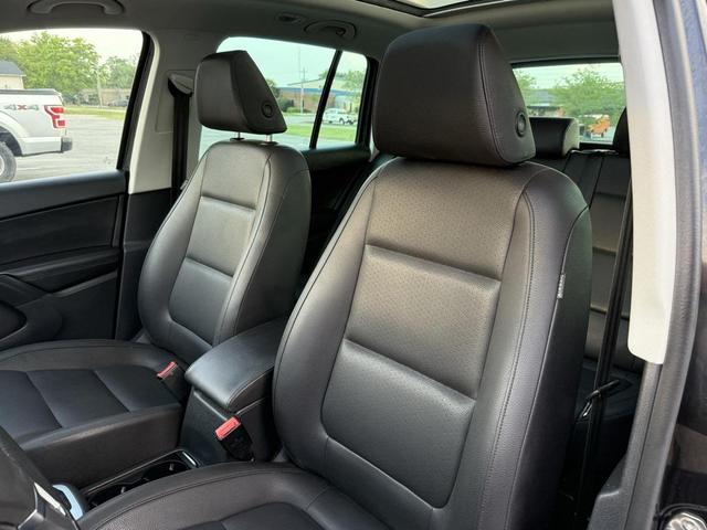 Photo of 2017 Deep Black Volkswagen Tiguan