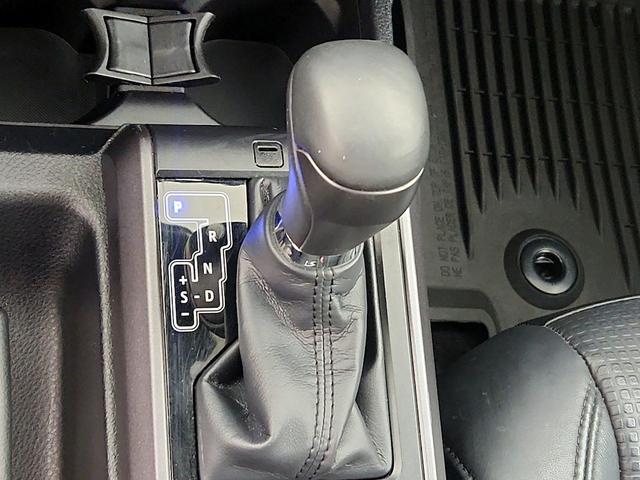 Photo of 2019 Gray Toyota Tacoma