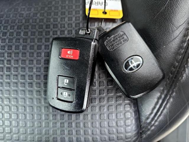 Photo of 2019 Gray Toyota Tacoma