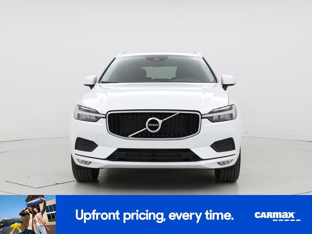 Photo of 2021 White Volvo XC60