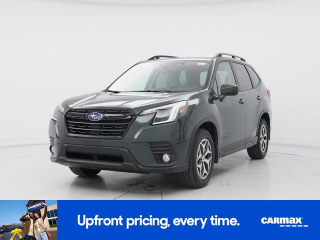 Photo of 2023 Green Subaru Forester