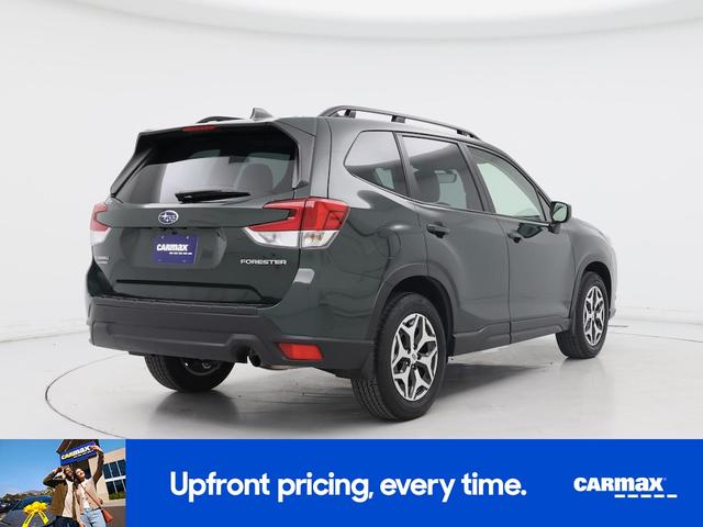 Photo of 2023 Green Subaru Forester