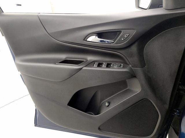 Photo of 2020 Blue Chevrolet Equinox