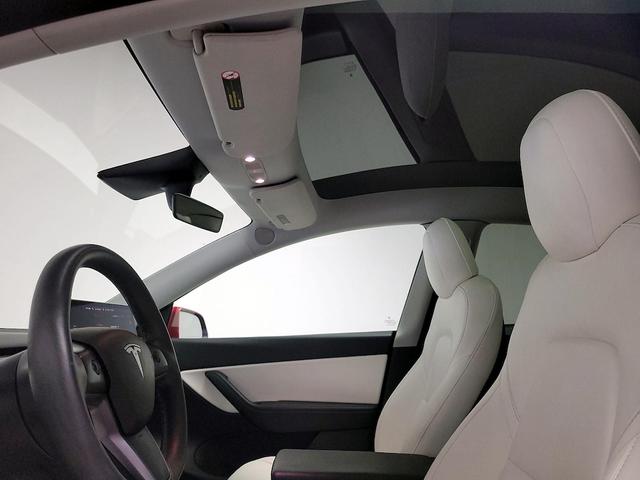 Photo of 2021 Red Tesla Model Y