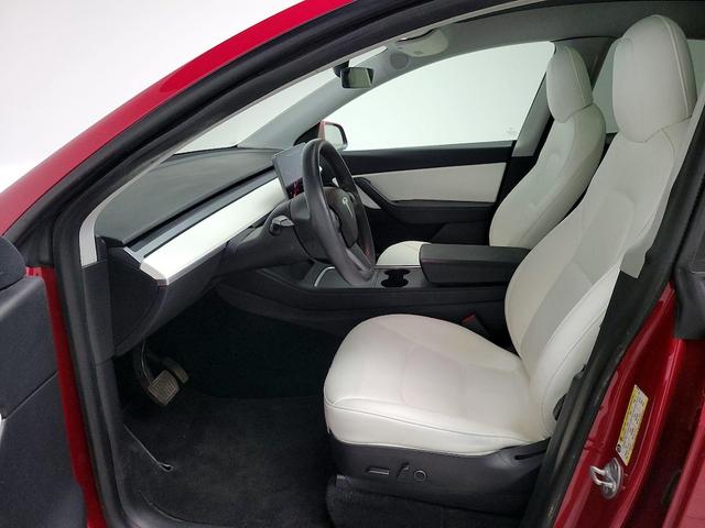 Photo of 2021 Red Tesla Model Y