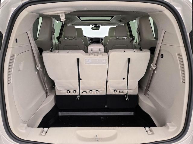 Photo of 2021 Tan Chrysler Pacifica