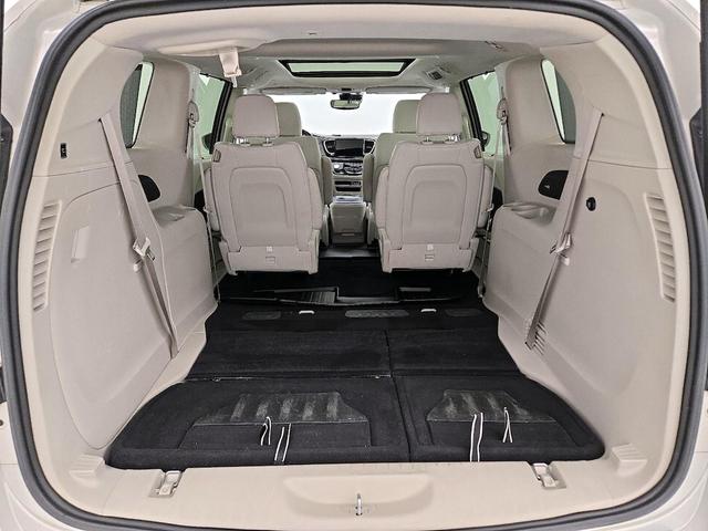 Photo of 2021 Tan Chrysler Pacifica