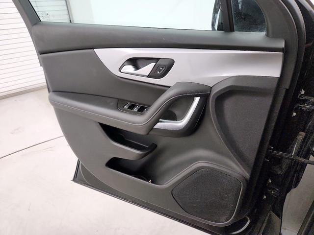 Photo of 2021 Black Chevrolet Blazer