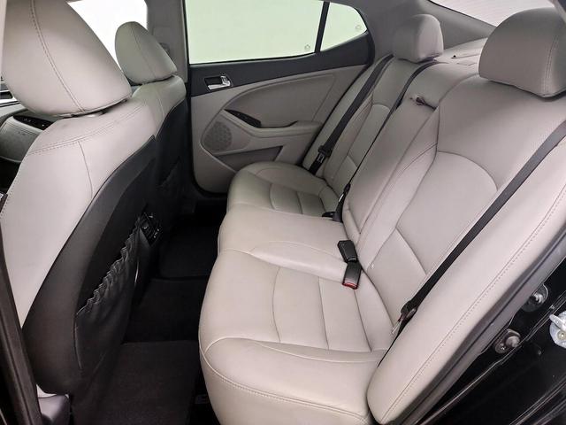Photo of 2015 Black Kia Optima