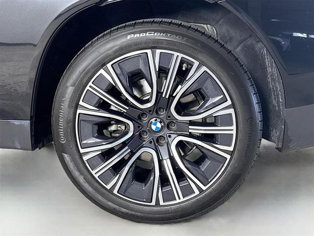 Photo of 2025 Black Sapphire Metallic BMW X3
