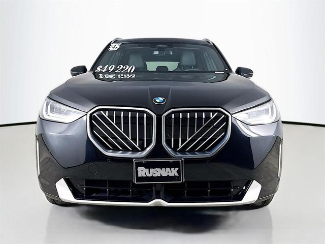 Photo of 2025 Black Sapphire Metallic BMW X3