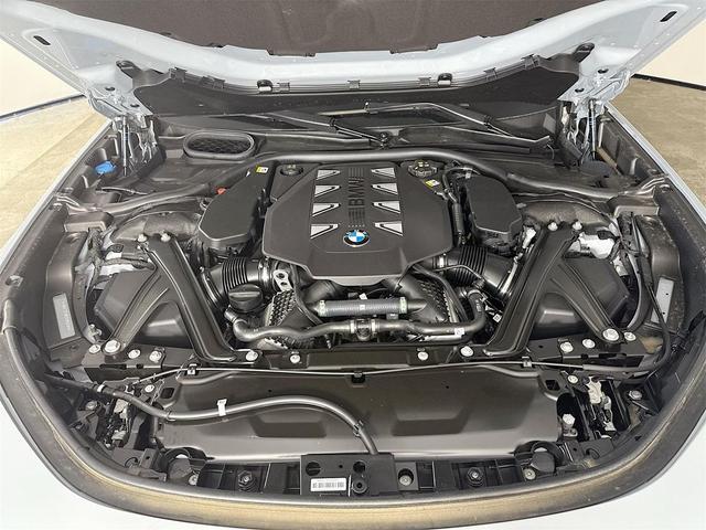 Photo of 2025 Brooklyn Grey Metallic BMW 760
