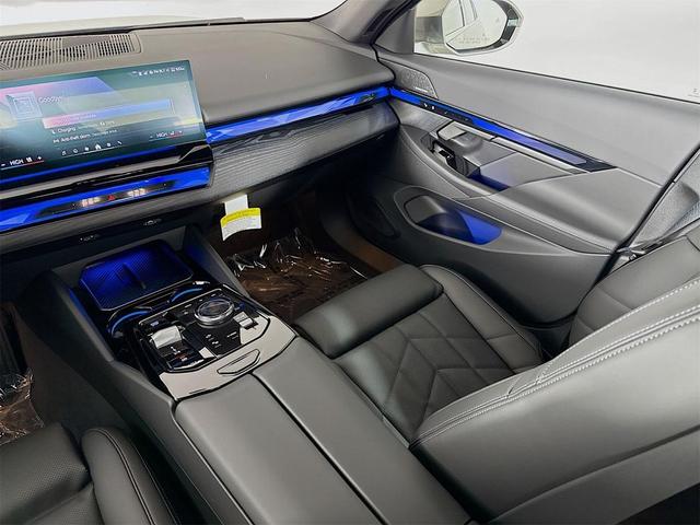 Photo of 2026 Oxide Grey Metallic BMW i5