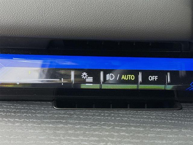 Photo of 2026 Oxide Grey Metallic BMW i5