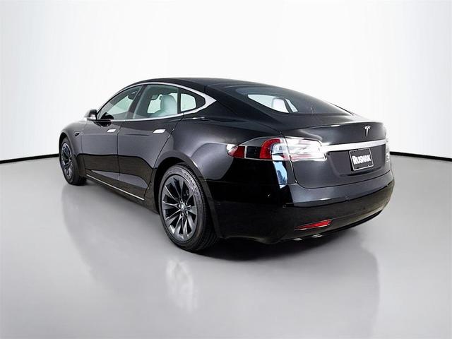 Photo of 2020 Solid Black Tesla Model S