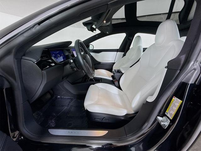 Photo of 2020 Solid Black Tesla Model S