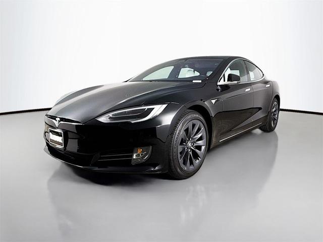 Photo of 2020 Solid Black Tesla Model S