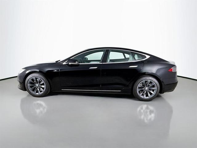 Photo of 2020 Solid Black Tesla Model S