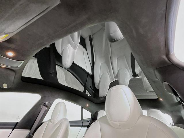 Photo of 2020 Solid Black Tesla Model S