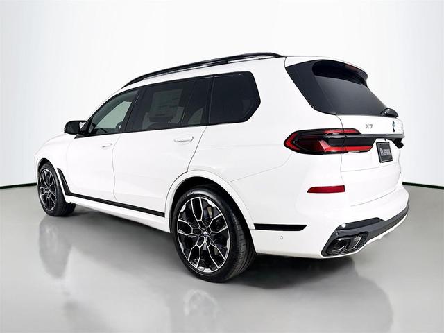 Photo of 2026 Alpine White BMW X7