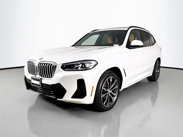 Photo of 2022 Mineral White Metallic BMW X3