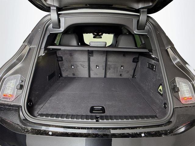 Photo of 2026 Black Sapphire Metallic BMW iX